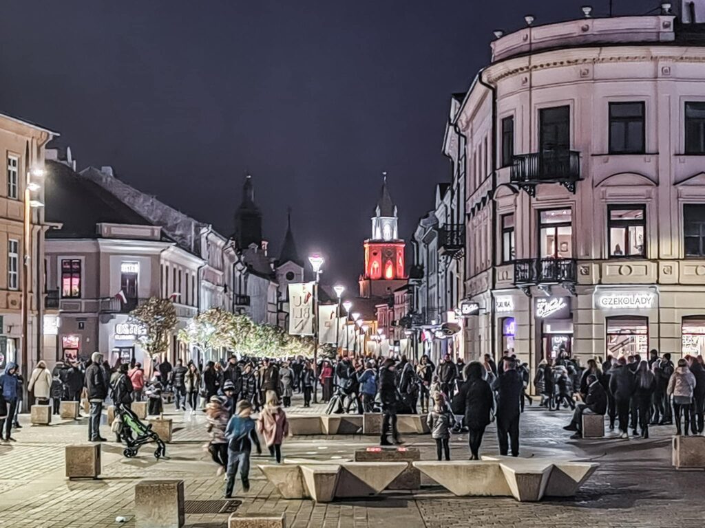 255449780_219249560322119_4718031412439791375_n